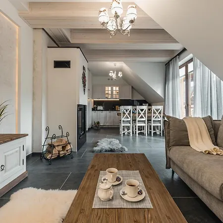 Ostoja Zaskalskie Szafir 74 M2 *